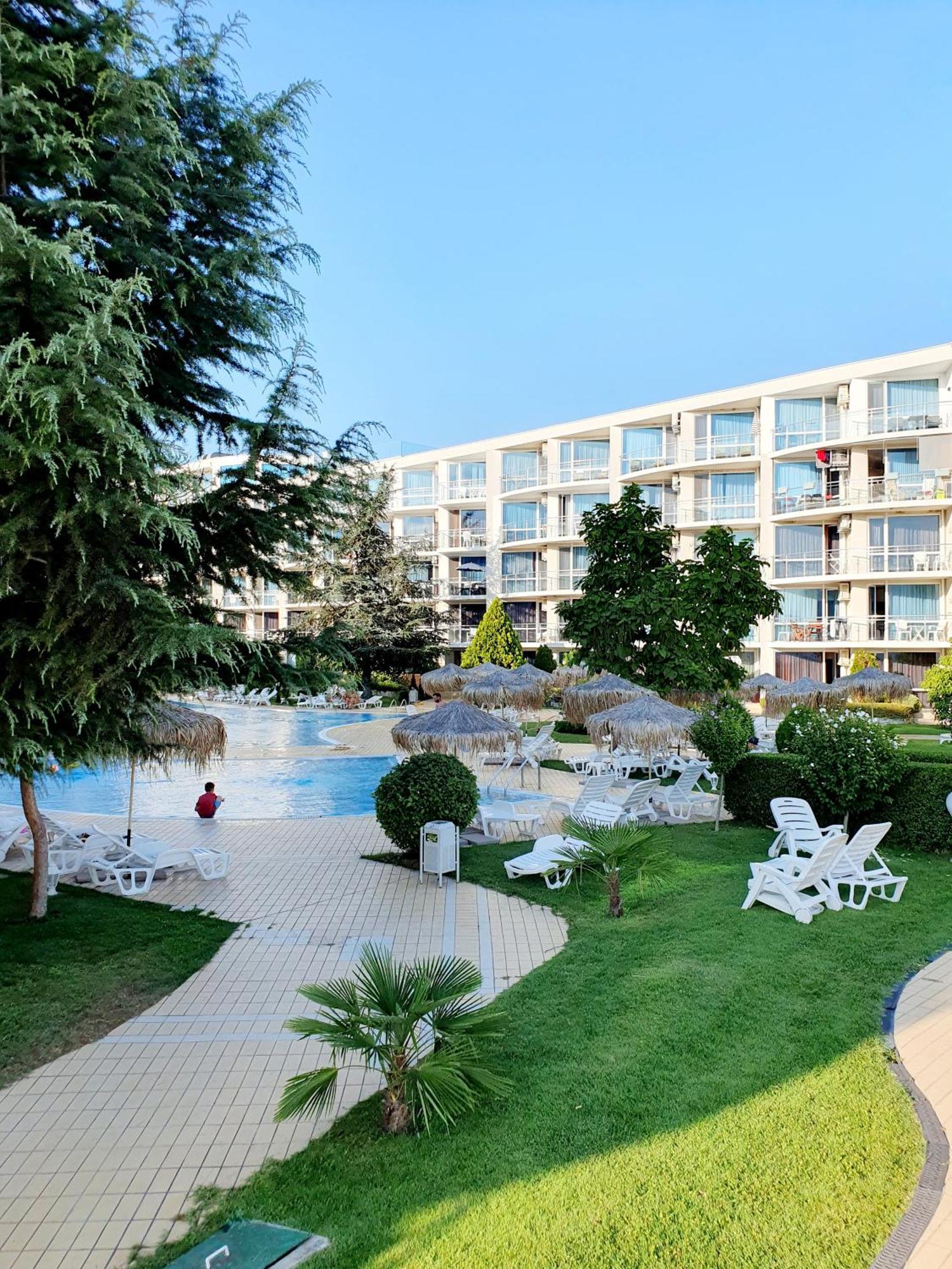 سارافوفو Elena'S Lux Aparthotel - Town & Sea View - Atlantis Spa المظهر الخارجي الصورة