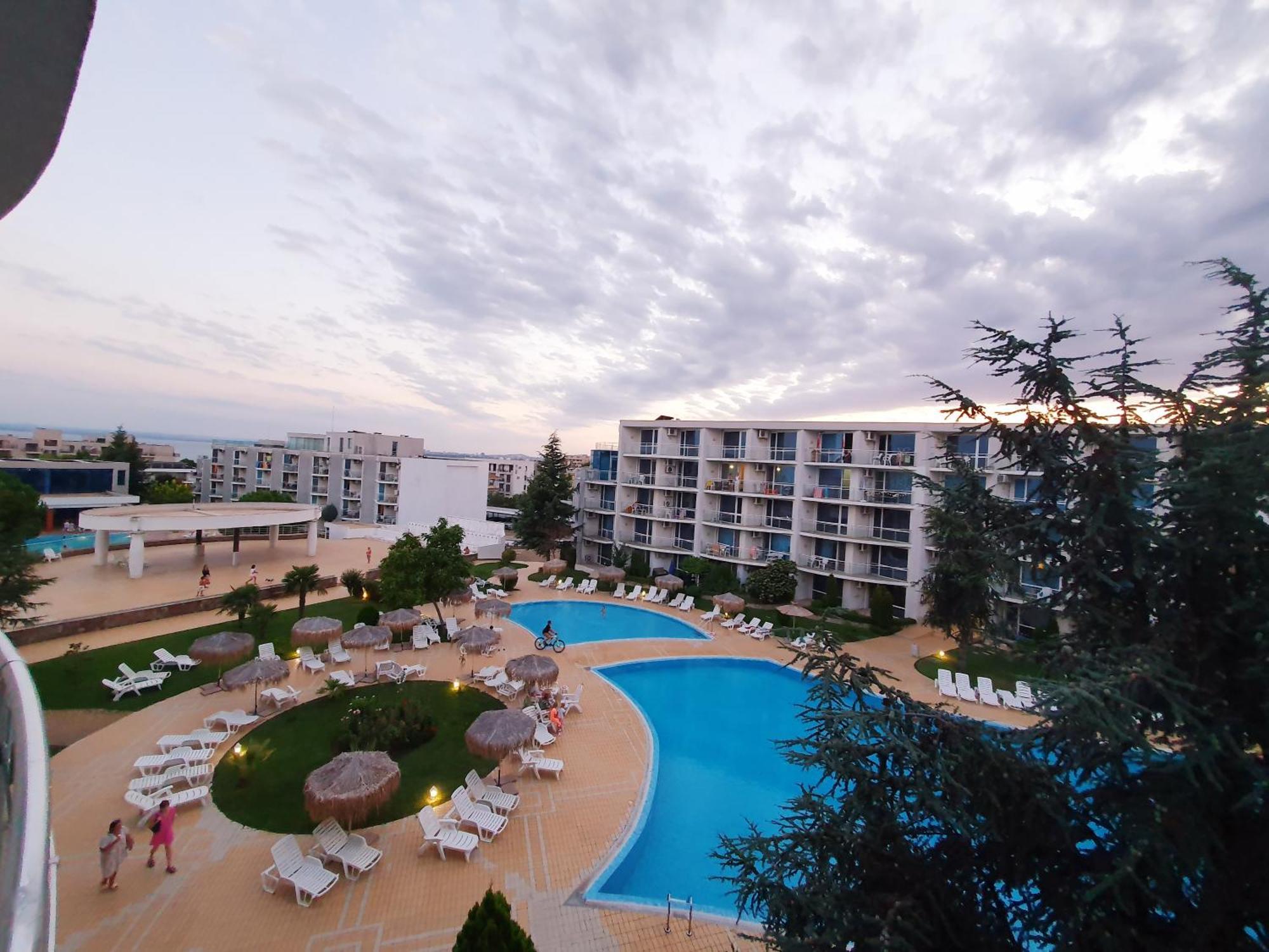 سارافوفو Elena'S Lux Aparthotel - Town & Sea View - Atlantis Spa المظهر الخارجي الصورة