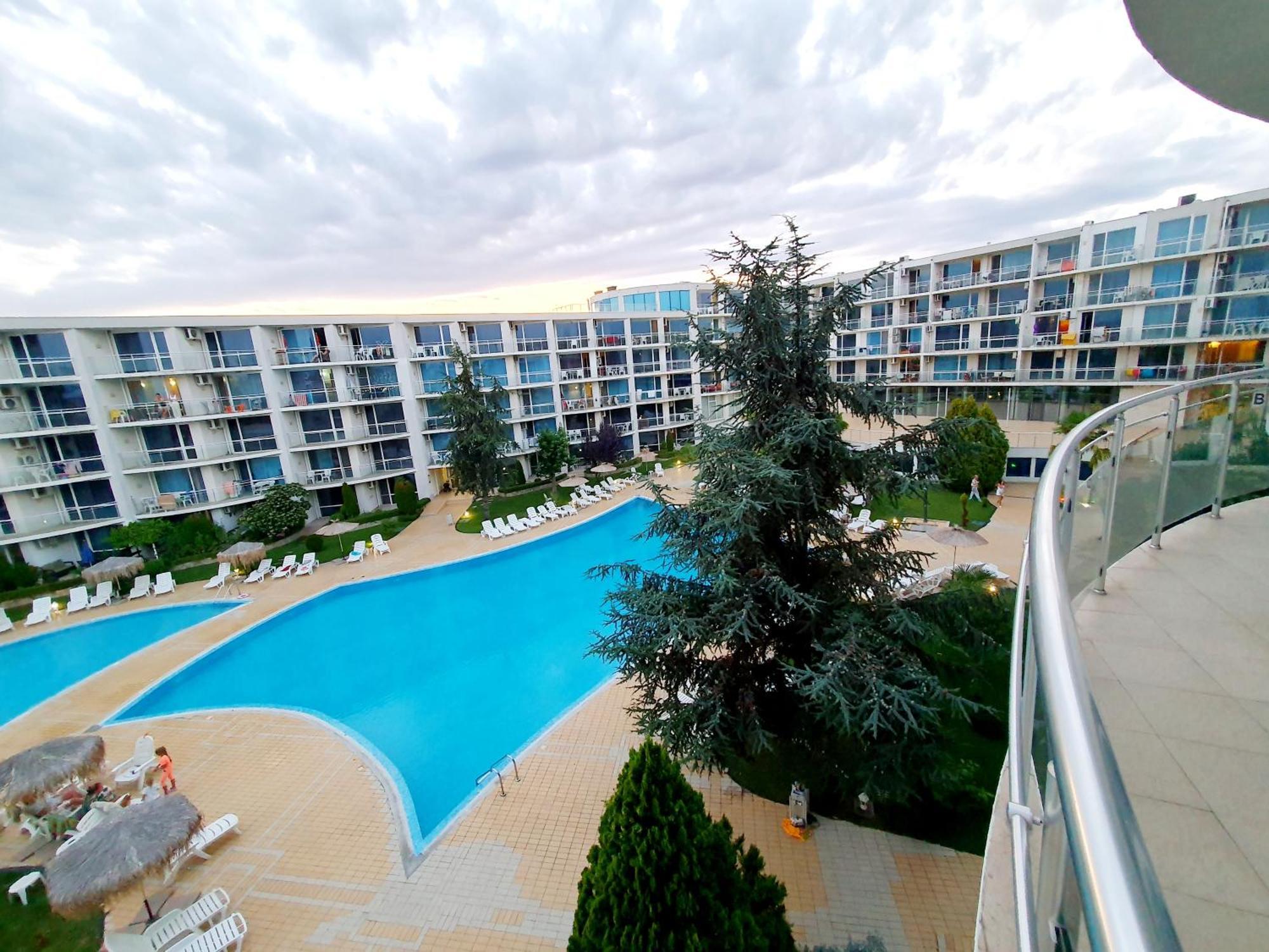 سارافوفو Elena'S Lux Aparthotel - Town & Sea View - Atlantis Spa المظهر الخارجي الصورة