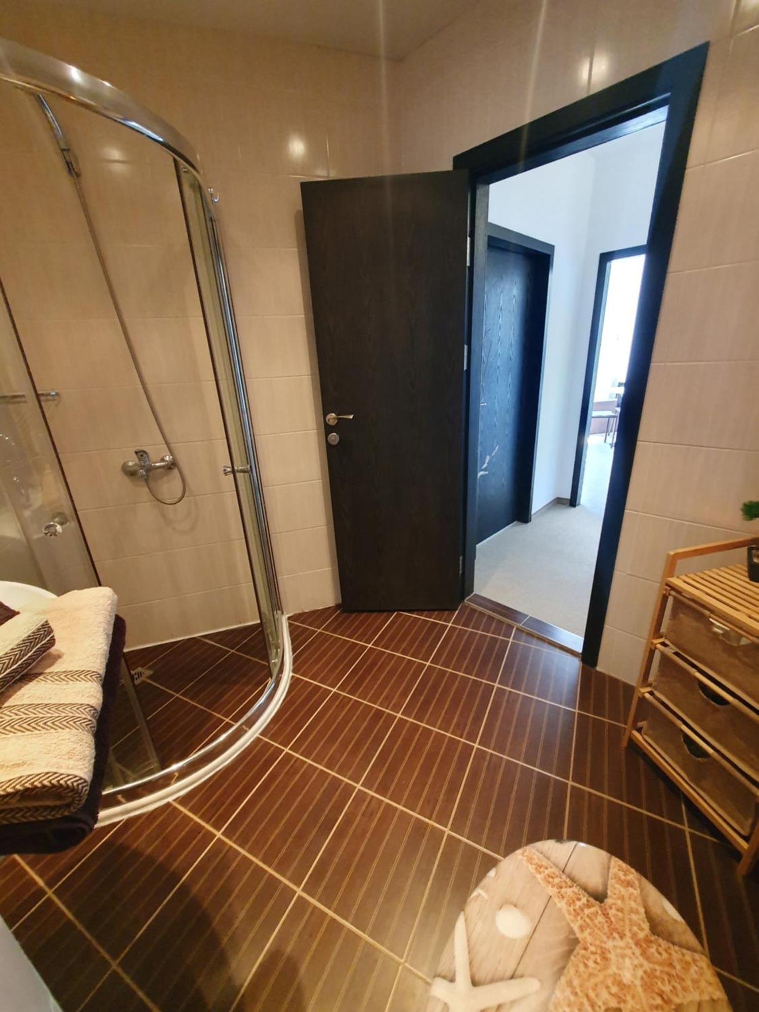 سارافوفو Elena'S Lux Aparthotel - Town & Sea View - Atlantis Spa المظهر الخارجي الصورة